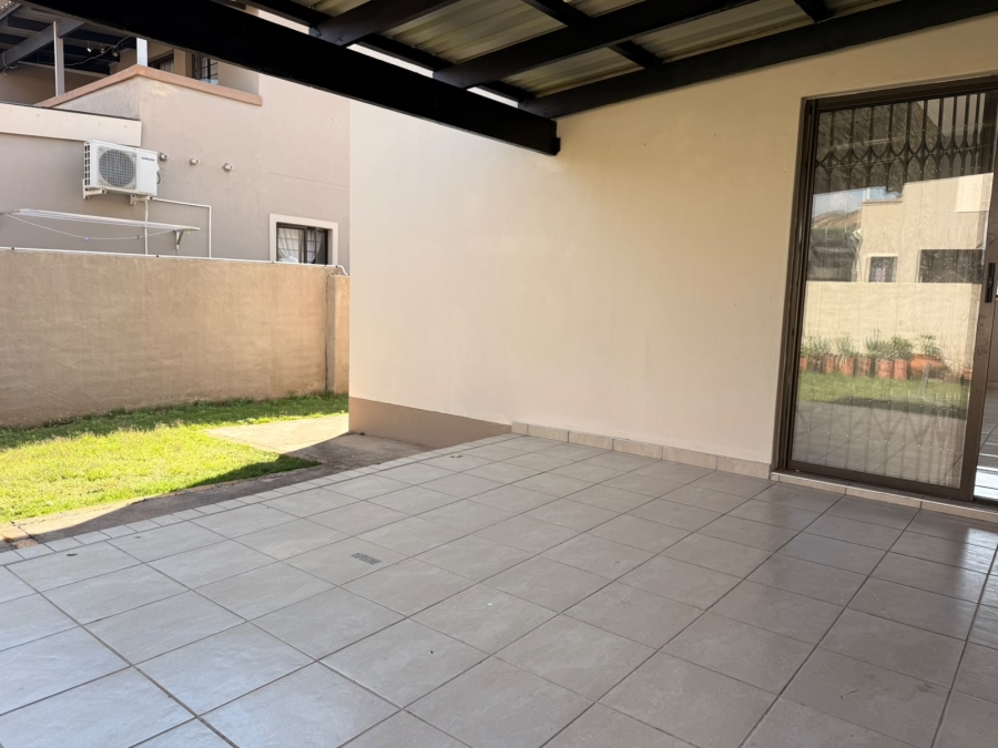 3 Bedroom Property for Sale in Geelhoutpark North West
